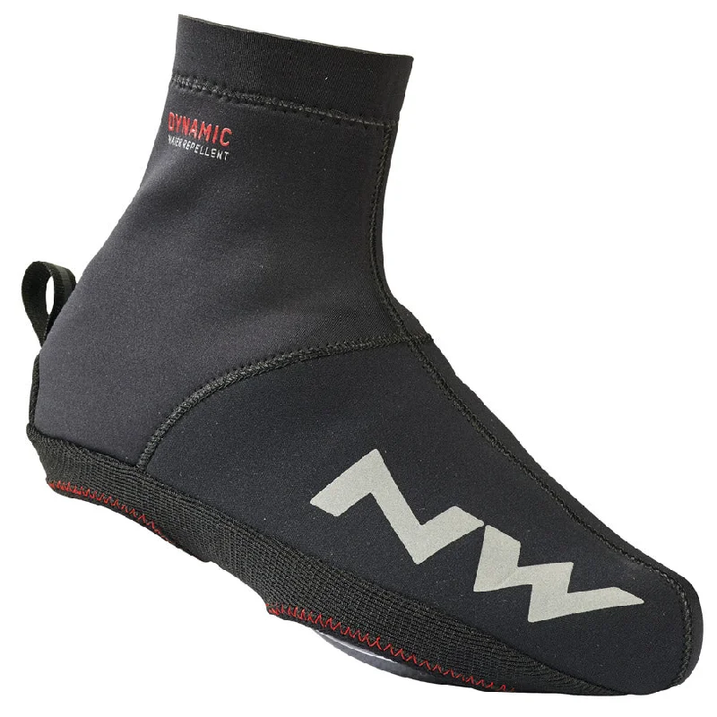 cycling clothing with cool flair-Copriscarpe Northwave Dynamic Winter - Nero