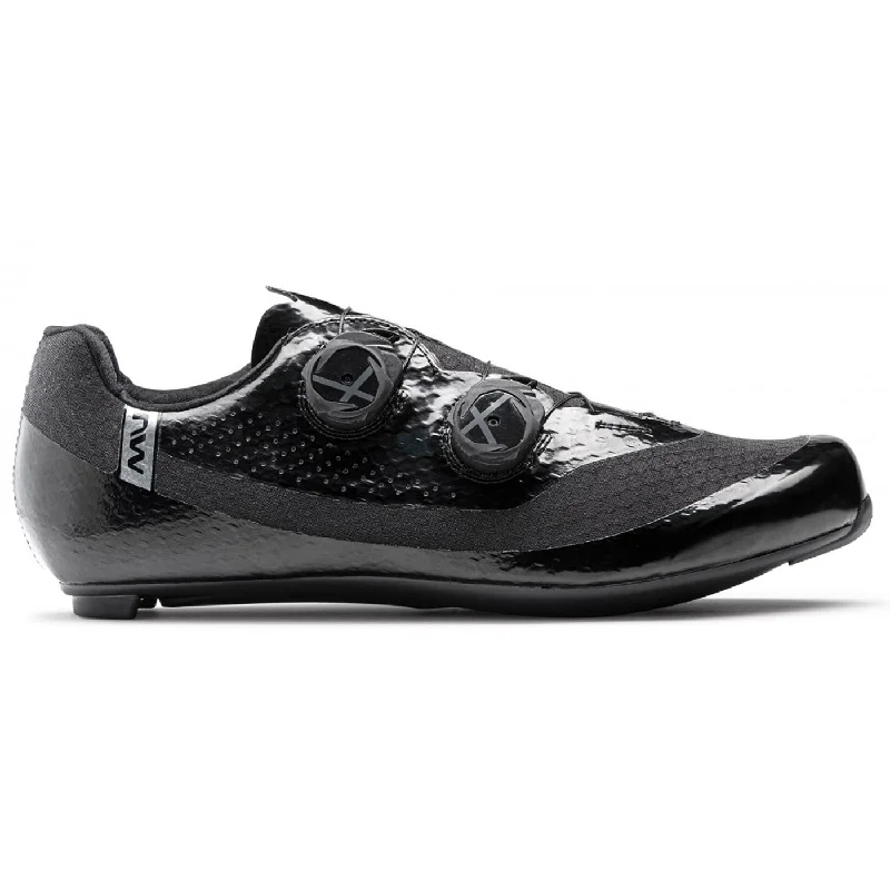 cycling clothing with sharp flair-Scarpe Northwave Mistral Plus - Nero