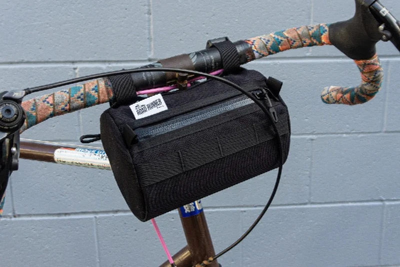 bicycle commuter ebike reviews-Burrito Supreme - Handlebar Bag: 2.6L